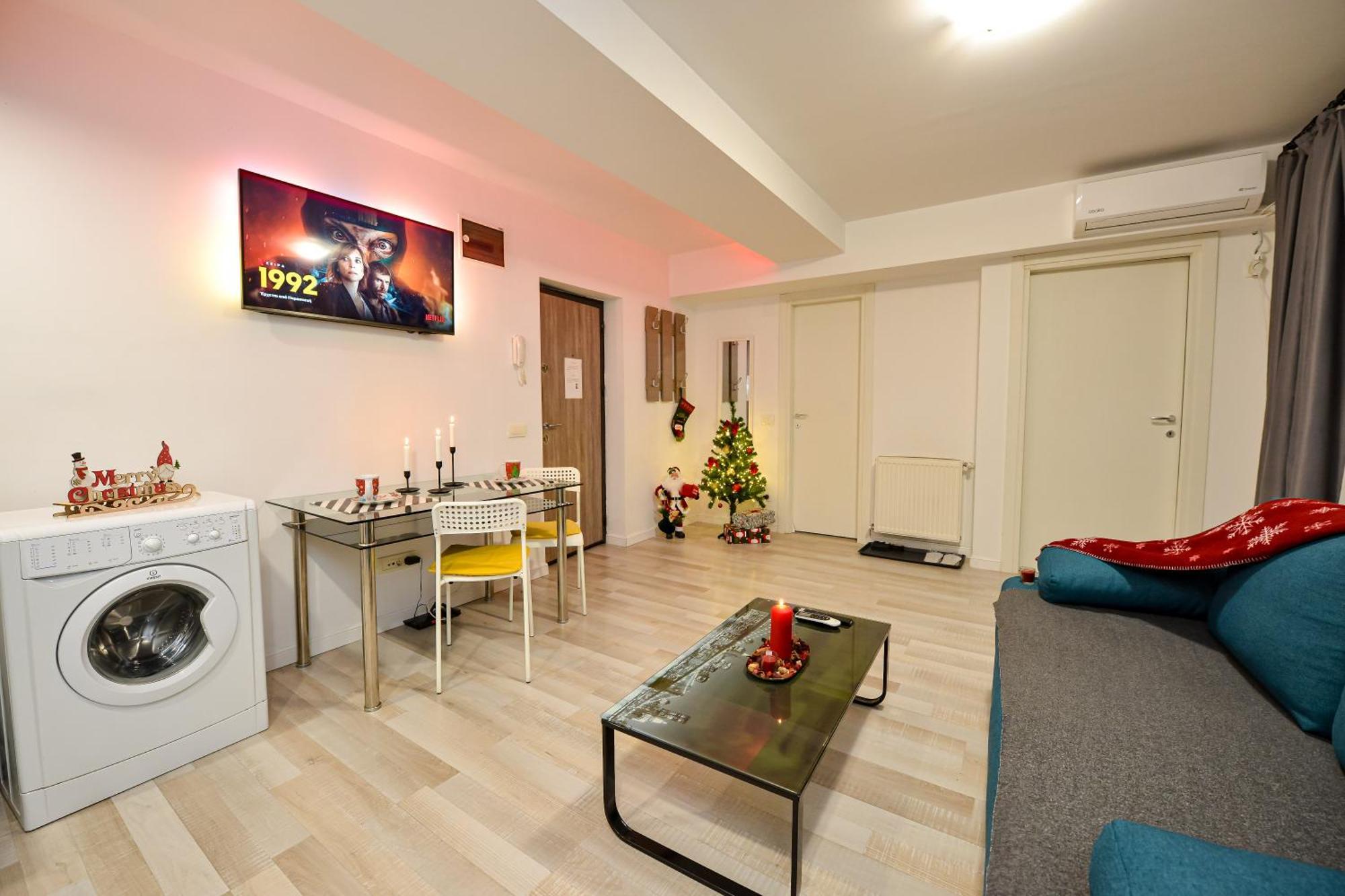 Ideal Old Town Apartment *
